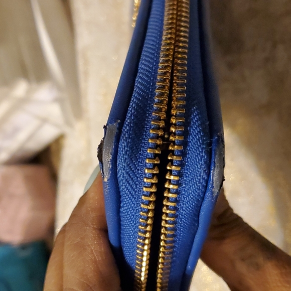 Tory Burch Gemini Royal Blue Wallet - Picture 11 of 12